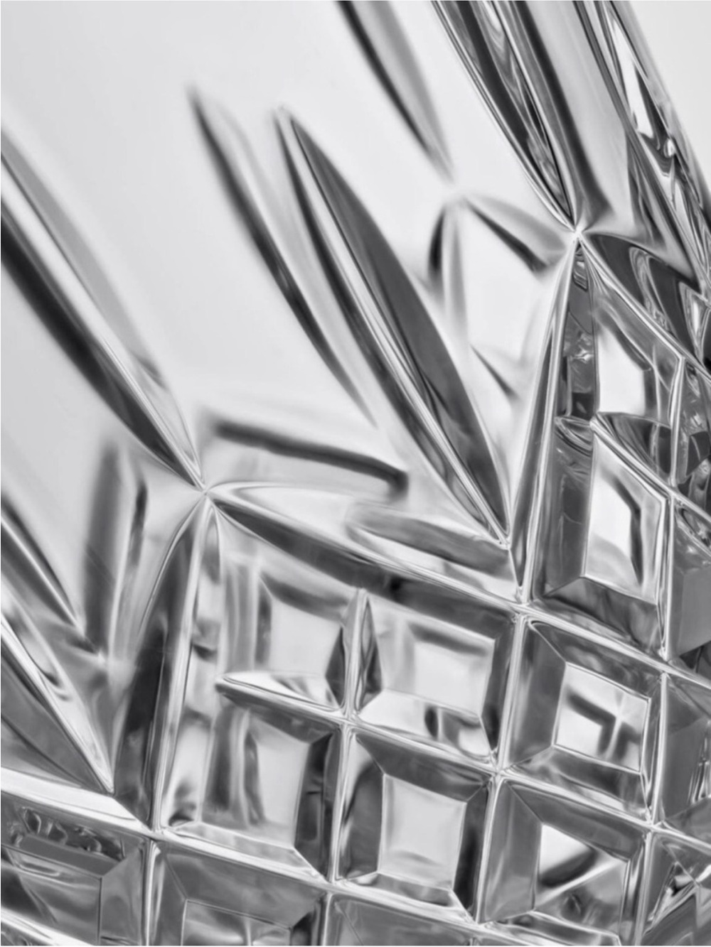 WATERFORD LISMORE ICE BUCKET, 7IN w/ Stainless Steel Tongs - Picture 2 of 5